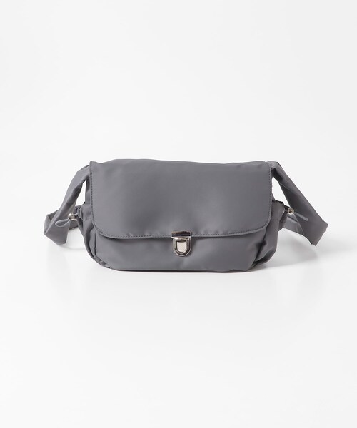 SENSE OF PLACE by URBAN RESEARCH（センスオブプレイスバイアーバンリサーチ）の「ナイロンフラップショルダーバッグ（ショルダーバッグ・メンズ・L.BLUE/BLACK/GRAY・one）」の12枚目の写真