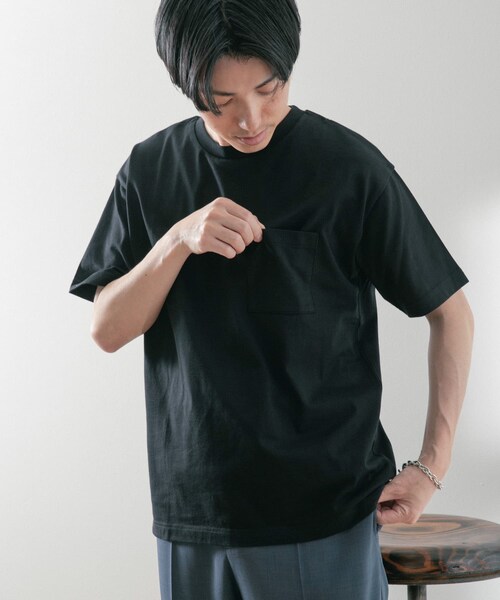 ITEMS URBANRESEARCH（アイテムズ アーバンリサーチ）の「USAコットン ムジポケットTシャツ（Tシャツ/カットソー・メンズ・BLU/OFF/BLK/GRN/YEL・M/L）」の17枚目の写真
