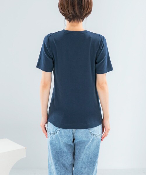 URBAN RESEARCH ROSSO（アーバンリサーチロッソ）の「GICIPI　CRISTALLO（Tシャツ/カットソー・レディース・BIANCO/NERO/PERGAMENA/MIRTILLO/ANTARES・1）」の18枚目の写真