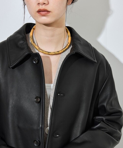 ADAM ET ROPE'(アダムエロペ)の「【CINQUANTA for ADAM ET ROPE'】別注 Leather Car Coat(ステンカラーコート・レディース・ブラック・F)」の6枚目の写真