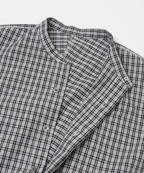 URBAN RESEARCH DOORS(アーバンリサーチドアーズ)の「FORK&SPOON ギボシコクーンロングスリーブシャツ(シャツ/ブラウス・レディース・OFF/BLACK CHK/BLUE ST・1)」の22枚目の写真