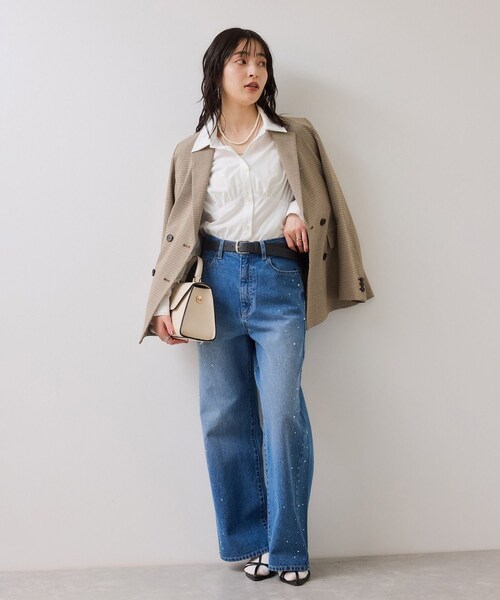 VIS(ビス)の「無地&ストライプダブルカラーウエスト切り替えシャツ(シャツ/ブラウス・レディース・ホワイト/ベージュ/サックス・F)」の21枚目の写真
