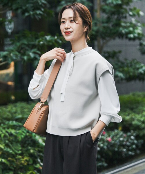 URBAN RESEARCH DOORS（アーバンリサーチドアーズ）の「『仁村紗和さん着用』『UR TECH Renew Knit』2WAYベスト（ベスト・レディース・GREIGE/NAVY・Free）」の13枚目の写真