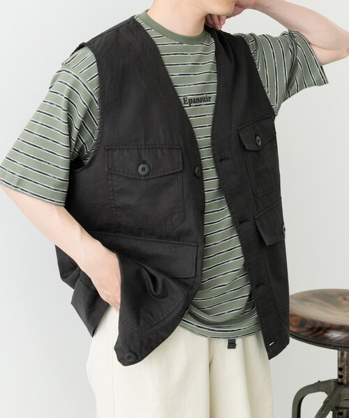 ITEMS URBANRESEARCH（アイテムズ アーバンリサーチ）の「マルチポケットVネックベスト（ベスト・メンズ・BLK/IVO/BEG・M/L）」の12枚目の写真