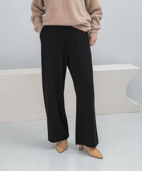 URBAN RESEARCH ROSSO（アーバンリサーチロッソ）の「メリノウールニットパンツ（その他パンツ・レディース・IVORY/BLACK・Free）」の14枚目の写真