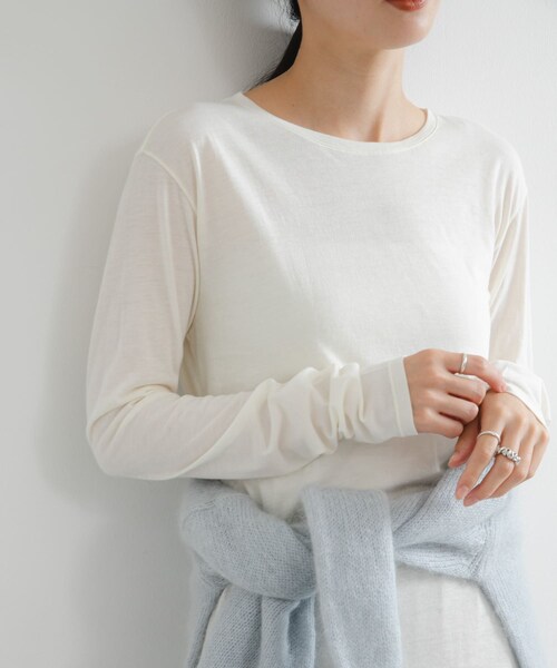 URBAN RESEARCH(アーバンリサーチ)の「ウールコットンロングスリーブカットソー(Tシャツ/カットソー・レディース・OFF WHITE/CHERRY RED/BLACK/BORDER・Free)」の8枚目の写真