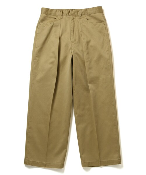 ADAM ET ROPE'（アダムエロペ）の「【FARAH】One-tuck WIde Pants（チノパンツ・メンズ・ベージュ・L/M/S）」の2枚目の写真