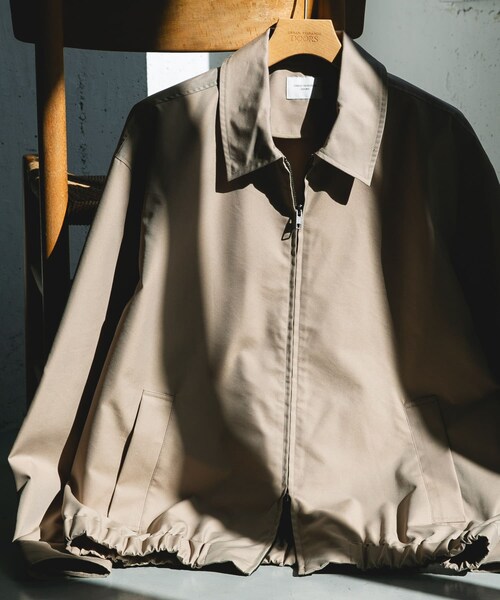 URBAN RESEARCH DOORS（アーバンリサーチドアーズ）の「ヘムシャーリング フルジップ ブルゾン（ブルゾン・メンズ・BEIGE/NAVY・M/L）」の3枚目の写真