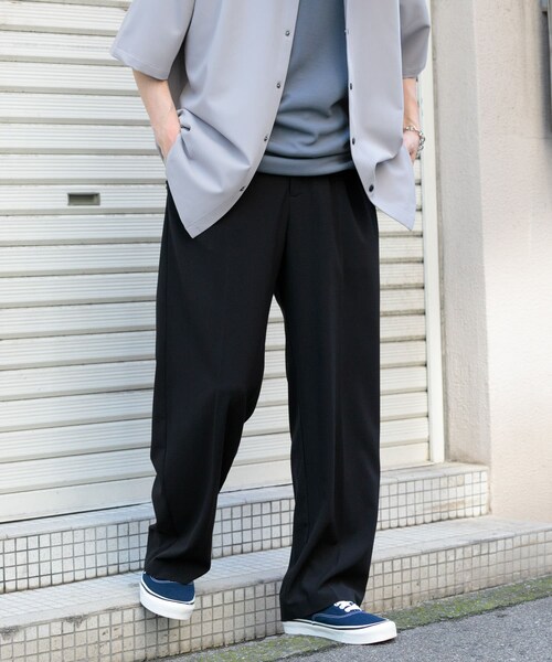 ITEMS URBANRESEARCH（アイテムズ アーバンリサーチ）の「『セットアップ対応』ウォッシャブル×クールタッチTRストレートパンツ（その他パンツ・メンズ・BLK/BEG/GRY/CHK・M/L）」の7枚目の写真