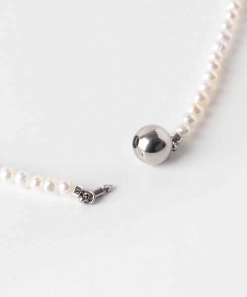 URBAN RESEARCH ROSSO（アーバンリサーチロッソ）の「in mood　BQ PRL 36CM CHOKER（ネックレス・レディース・WH・-）」の7枚目の写真