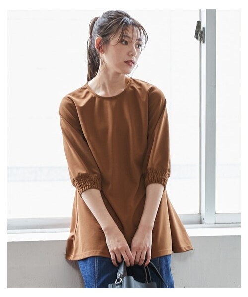 nissen（ニッセン）の「大きいサイズ汗染みしにくいAラインチュニック（UVカット・抗菌防臭）（チュニック・レディース・ビターキャラメル/ダスティブルー/黒・L/LL/3L/4L/5L/6L/8L/10L）」の14枚目の写真