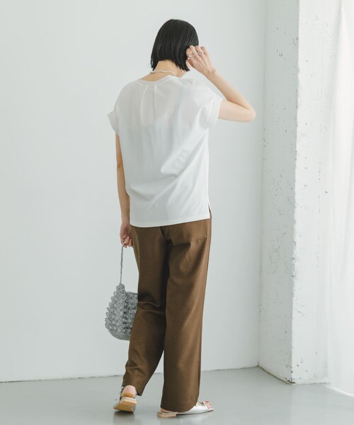 ITEMS URBANRESEARCH（アイテムズ アーバンリサーチ）の「バックタックフレンチプルオーバー（Tシャツ/カットソー・レディース・L.BEG/WHT/BLK/CML/KHK/WHT2・FREE）」の14枚目の写真