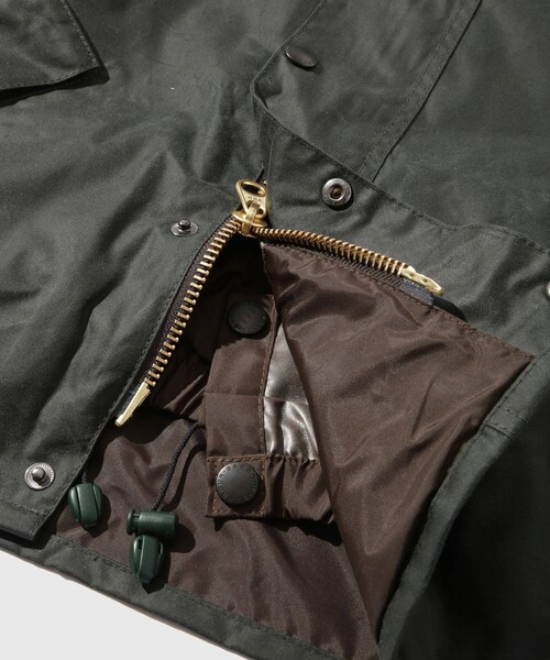 ADAM ET ROPE'（アダムエロペ）の「【Barbour/バブアー】OS TRANSPORT WAX JACKET（その他アウター・メンズ・ブラック/スミクロ/カーキ・36/38/40/42）」の22枚目の写真