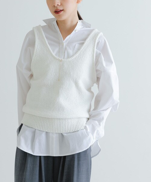 URBAN RESEARCH(アーバンリサーチ)の「ブロードオーバーシャツ(Tシャツ/カットソー・レディース・L.BLUE/OFF・FREE/Free)」の4枚目の写真