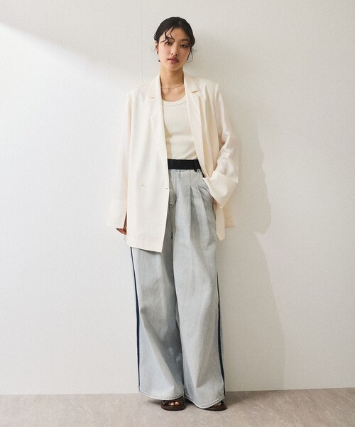 ADAM ET ROPE'(アダムエロペ)の「【サステナブル】ガウンジャケット(テーラードジャケット・レディース・ブラック/オフホワイト・F)」の6枚目の写真