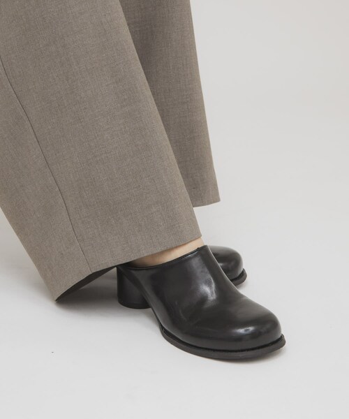 KBF（ケイビーエフ）の「プランプトゥサボミュール（サンダル・レディース・BLACK/DENIM・36/37/38）」の5枚目の写真