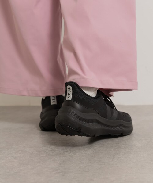 THE GOODLAND MARKET（ザグッドランドマーケット）の「veja　CONDOR 3 FULL BLACK(Women)（スニーカー・レディース・BLACK・37/38/39）」の4枚目の写真