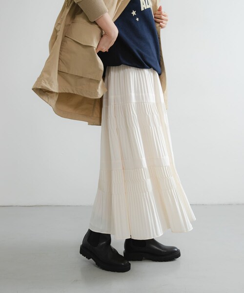 URBAN RESEARCH（アーバンリサーチ）の「プリーツティアードスカート（スカート・レディース・IVORY/CHARCOAL/BLACK・Free）」の14枚目の写真