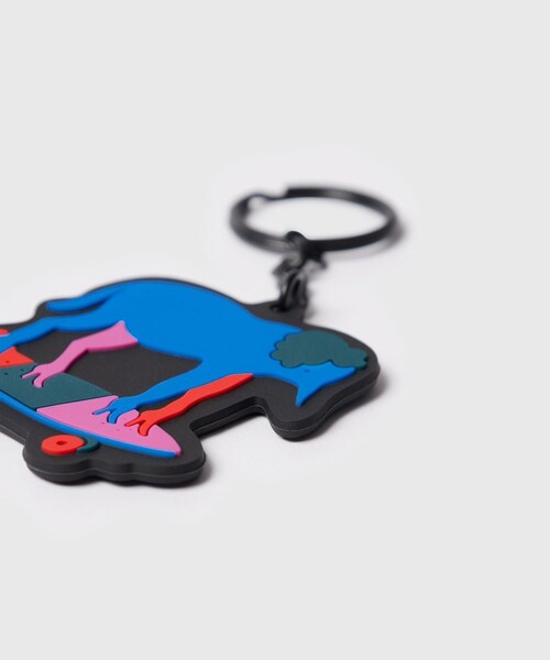 ADAM ET ROPE'（アダムエロペ）の「byParra Jean Pierre le douche key chain（その他小物・メンズ・その他・F）」の3枚目の写真