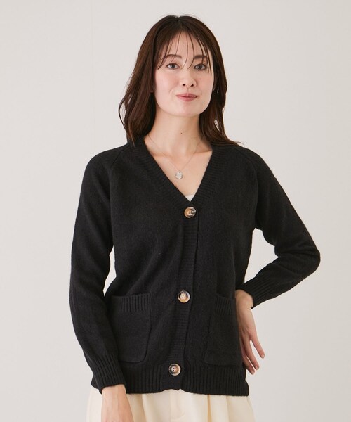 Jayro（ジャイロ）の「カラーVネックカーディガン（カーディガン/ボレロ・レディース・ブラック/グレー/ホワイト系/ベージュ/グリーン/キミドリ/カーキ/ブルー系/レッド/オレンジ・F）」の2枚目の写真