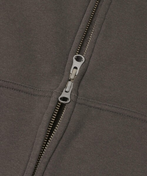 URBAN RESEARCH(アーバンリサーチ)の「TanC TOKYO FADE SWEAT ZIP HOODIE(パーカー・レディース・CHARCOAL・S)」の5枚目の写真
