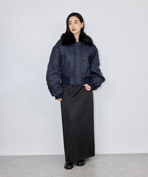 ADAM ET ROPE'(アダムエロペ)の「【STAND STUDIO(スタンド スタジオ)】Gem Jacket(MA-1・レディース・ネイビー/グリーン・36)」の7枚目の写真