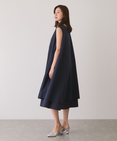 Jayro(ジャイロ)の「ノースリーブワンピース(ワンピース・レディース・ブラック/ネイビー/ブルー/オレンジ/イエロー・F)」の14枚目の写真