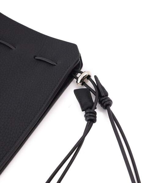 ADAM ET ROPE'（アダムエロペ）の「【ITTI】HERRIE KINCHAKU POUCH - PM / DIPLO SKY（ハンドバッグ・メンズ・ブラック・F）」の5枚目の写真