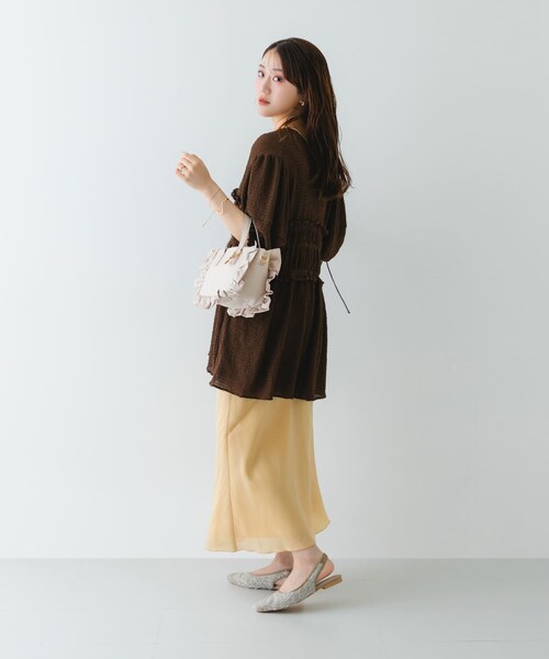 RODE SKO（ロデスコ）の「スターチャームフリルミニトートバッグ（ハンドバッグ・レディース・IVORY/MOCHA/BLACK・one）」の9枚目の写真