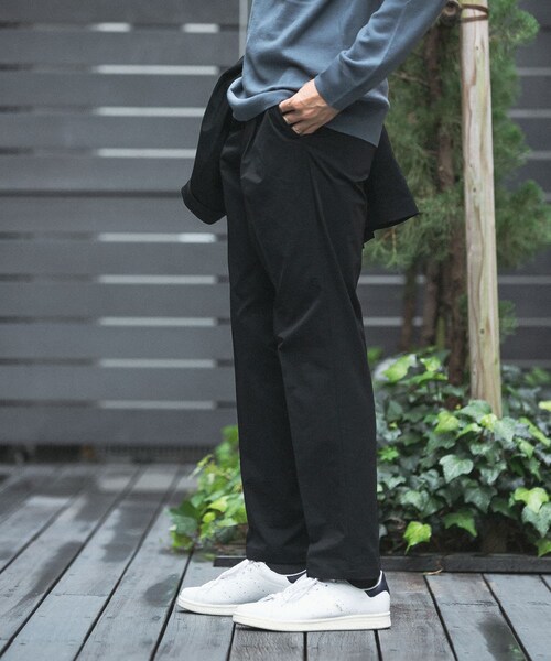 URBAN RESEARCH DOORS(アーバンリサーチドアーズ)の「LIFE STYLE TAILOR Move it アクティブパンツ(スラックス・メンズ・BLACK/NAVY・44/46/48/50)」の5枚目の写真