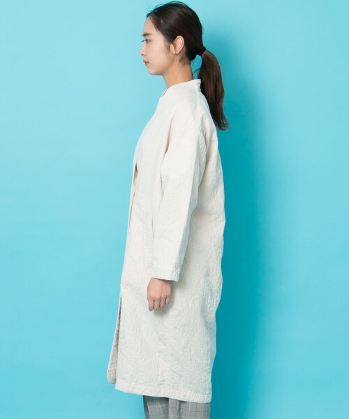 URBAN RESEARCH（アーバンリサーチ）の「ヴォロノイジャカードノーカラーコート（ノーカラージャケット・レディース・OFF/CHARCOAL・FREE）」の9枚目の写真