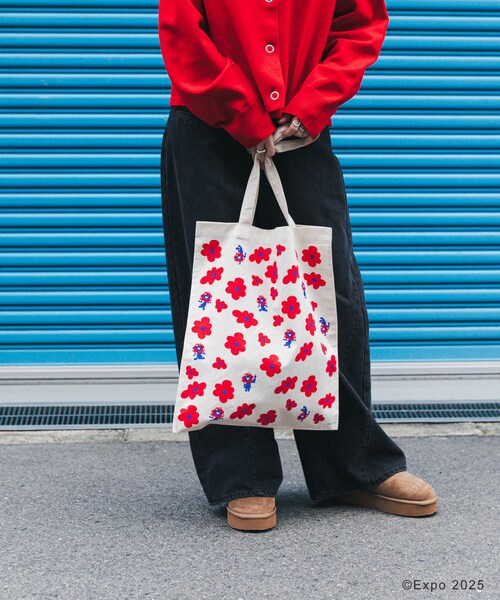 THE GOODLAND MARKET（ザグッドランドマーケット）の「EXPO2025 TOTE-FLOWER（トートバッグ・レディース・オフホワイト/グレー・One）」の8枚目の写真