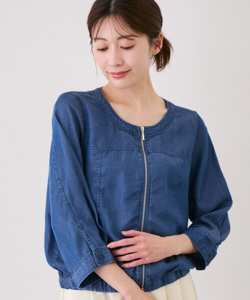 Jayro(ジャイロ)の「ノーカラーデニムライクブルゾン(ブルゾン・レディース・ネイビー系/ブルー/サックス・M)」の4枚目の写真