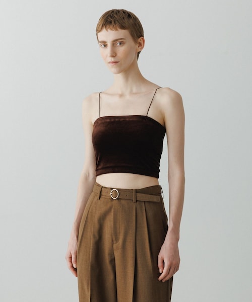 ADAM ET ROPE'（アダムエロペ）の「【EMOELLE】カップ付きベロアキャミソール（キャミソール・レディース・グレー/ダークブラウン系・F）」の2枚目の写真