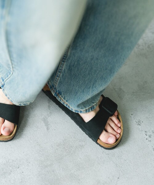 URBAN RESEARCH DOORS(アーバンリサーチドアーズ)の「BIRKENSTOCK EXCLUSIVE ARIZONA WB(REG)(サンダル・メンズ・BLACK・39/40/41/42/43/44)」の9枚目の写真