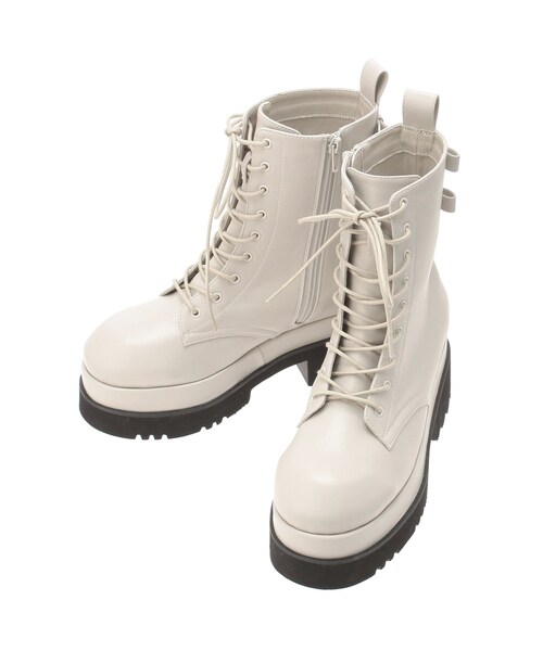CALNAMUR（カルナムール）の「LACE UP RIBBON SHORT BOOTS/レースアップリボンショートブーツ（ブーツ・レディース・アイボリー/ブラック・S/M/L）」の5枚目の写真