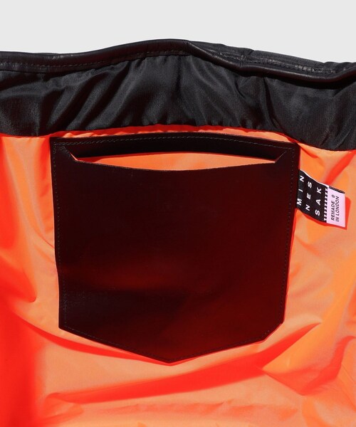 ADAM ET ROPE'（アダムエロペ）の「【MINNESSAK/ミネサック】Tote（トートバッグ・メンズ・ブラック/オリーブ・F）」の13枚目の写真