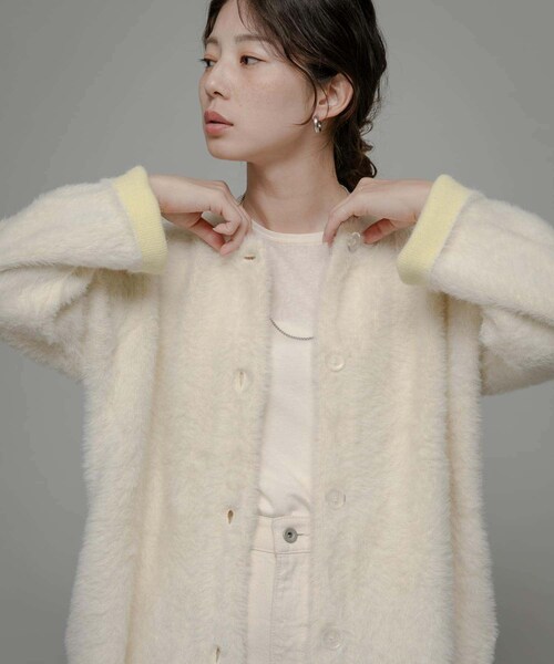 URBAN RESEARCH Sonny Label（アーバンリサーチサニーレーベル）の「ダブルフェイスバイカラーカーディガン（カーディガン/ボレロ・レディース・オフ/ベージュ/グレー・FREE）」の5枚目の写真