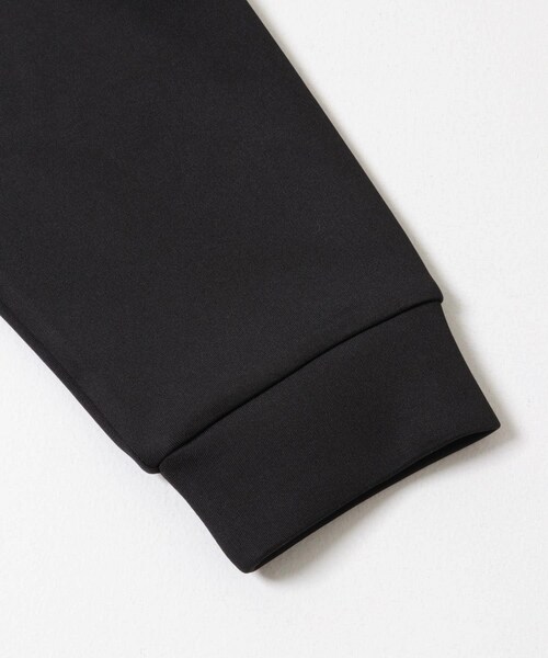 ITEMS URBANRESEARCH（アイテムズ アーバンリサーチ）の「調温機能ストレッチダンボールパーカー（パーカー・メンズ・BLK/GRY/NVY・M/L）」の2枚目の写真