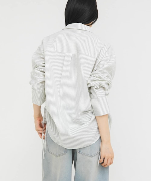 KBF(ケイビーエフ)の「サイドドロストサッカーシャツ(シャツ/ブラウス・レディース・IVO×BLUE/BEIGE×BLK/BLUE×OFF・One)」の7枚目の写真