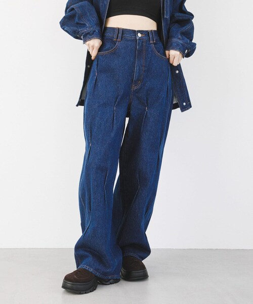 KBF（ケイビーエフ）の「タックWIDEデニム（デニムパンツ・レディース・L.BLUE/BLUE・36/38）」の17枚目の写真