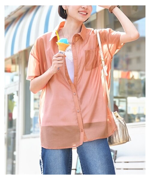 nissen（ニッセン）の「大きいサイズ オーバーサイズシアーシャツ（シャツ/ブラウス・レディース・黒/ベイクドピンク/ディープグリーン・L~LL相当/3L~4L相当/5L~6L相当/8L/10L/【不要1】/【不要2】/【不要3】）」の6枚目の写真