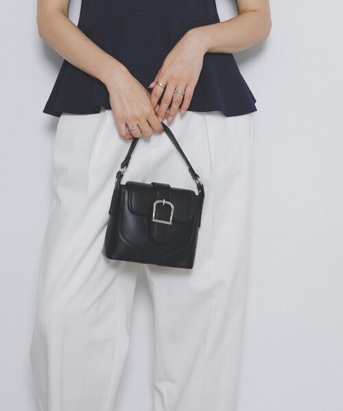 URBAN RESEARCH ROSSO（アーバンリサーチロッソ）の「ベルト付フラップショルダーバッグ（ショルダーバッグ・レディース・BLACK/BROWN/BEG×BRN・-）」の4枚目の写真