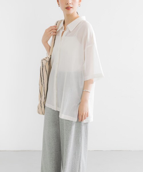 URBAN RESEARCH（アーバンリサーチ）の「コットンカラミシアーオーバーシャツ（シャツ/ブラウス・レディース・BLACK/OFF・FREE）」の5枚目の写真