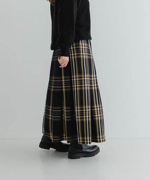 URBAN RESEARCH Sonny Label（アーバンリサーチサニーレーベル）の「タックチェックイージースカート（スカート・レディース・ブラック系/イエロー系/ブラウン系・36/38）」の18枚目の写真