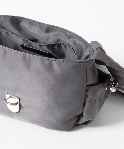 SENSE OF PLACE by URBAN RESEARCH（センスオブプレイスバイアーバンリサーチ）の「ナイロンフラップショルダーバッグ（ショルダーバッグ・メンズ・L.BLUE/BLACK/GRAY・one）」の13枚目の写真