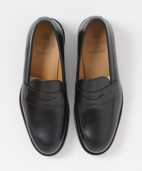 URBAN RESEARCH DOORS(アーバンリサーチドアーズ)の「Berwick コインローファー(ドレスシューズ・メンズ・BLACK・5.5/6/6.5/7/7.5)」の4枚目の写真