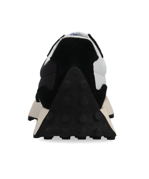 ADAM ET ROPE'（アダムエロペ）の「【New balance】MS327（スニーカー・メンズ・ブラック/レッド・26.0/27.0/28.0）」の9枚目の写真