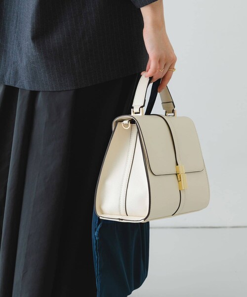 RODE SKO（ロデスコ）の「サブバッグ付フラップハンドバッグ（ハンドバッグ・レディース・NAVY/IVORY/GREIGE/BLACK・one）」の12枚目の写真