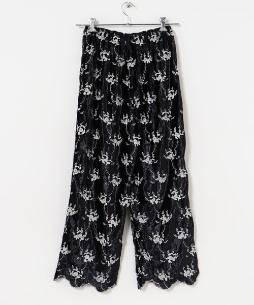 URBAN RESEARCH(アーバンリサーチ)の「crinkle crinkle crinkle velvet embroidery pants(その他パンツ・レディース・SILVERLAME/BLACKLAME・FREE)」の18枚目の写真